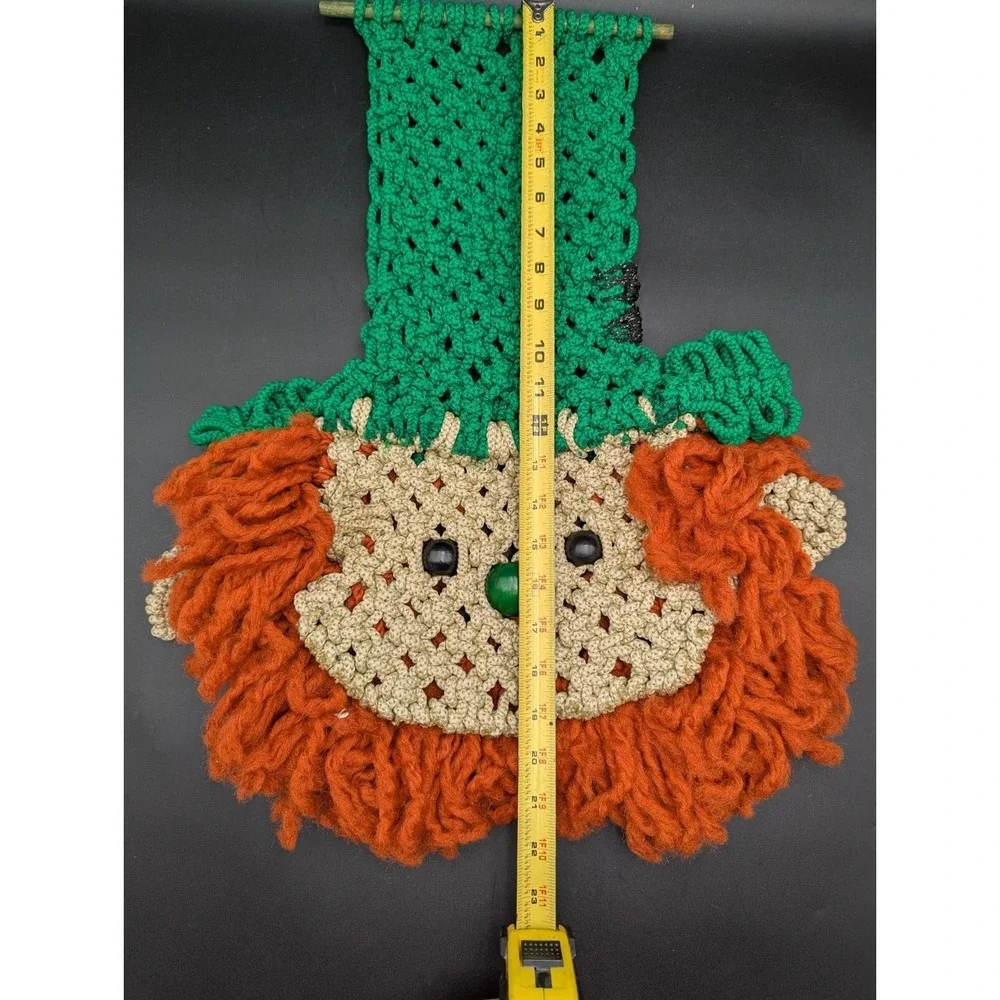 VTG LOVELY Macrame Wall Door Hanging Leprechaun St Patricks Day Irish 23